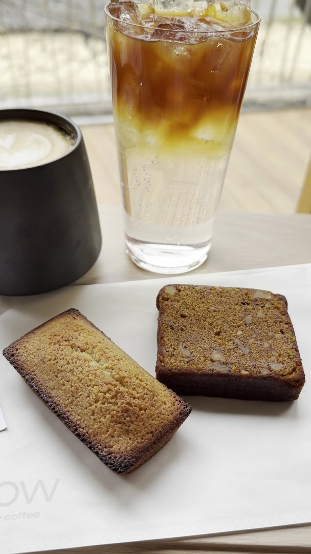 flow by nozy coffee: appetizing food and drink presentation