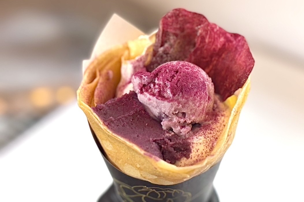 Crepe Holic: high quality appetizing food photo