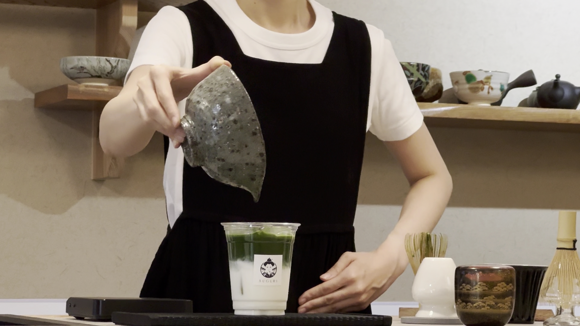 Suguri: professional photo of drink preparation