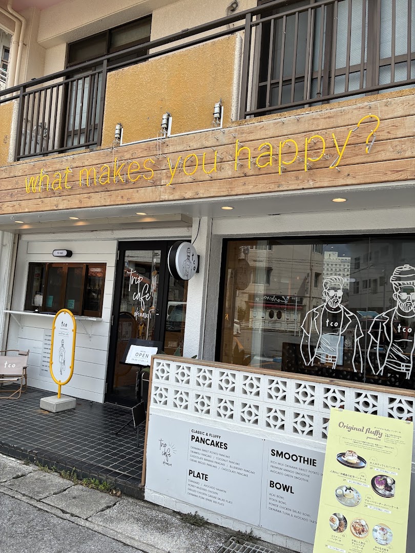 Trip Cafe Okinawa Kokusai-dori: clear, inviting exterior of cafe