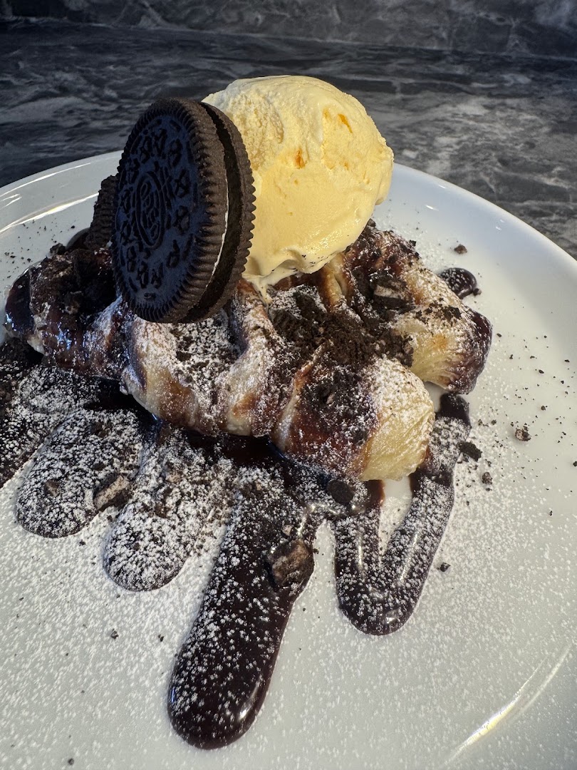 Vortex Cafe & Bar: appetizing photo of dessert dish