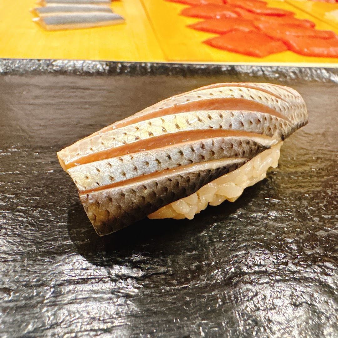 Matsuzushi: high quality appetizing sushi photo