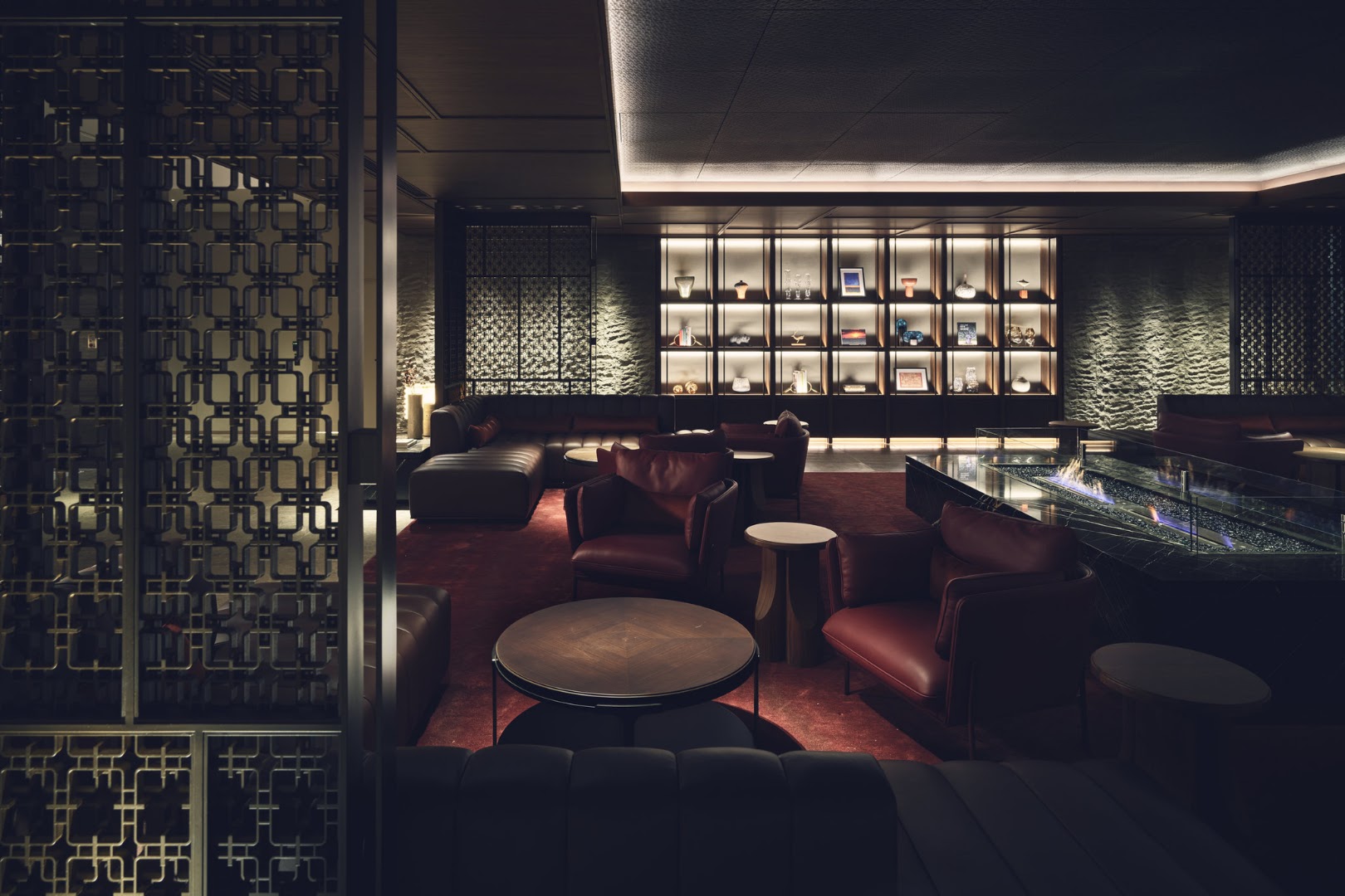 InterContinental Sapporo: high quality hotel lounge interior