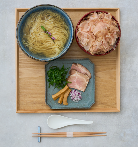 Bushi-Maru: professional and appetizing food photography