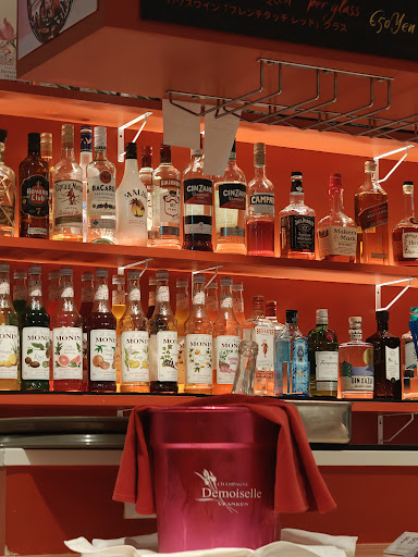 Paname Crêpes de Paris Ginza: clear photo of bar selection