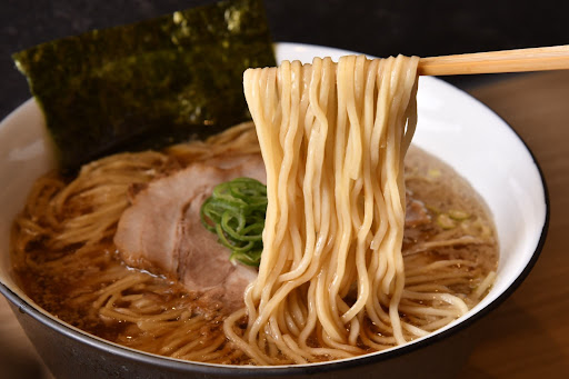 Ramen Ginza Ton Box: high quality appetizing food photo