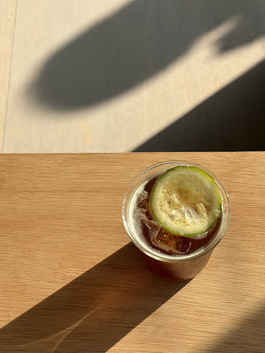 Rokumei Coffee Musashi-Koyama: aesthetically pleasing coffee drink photo