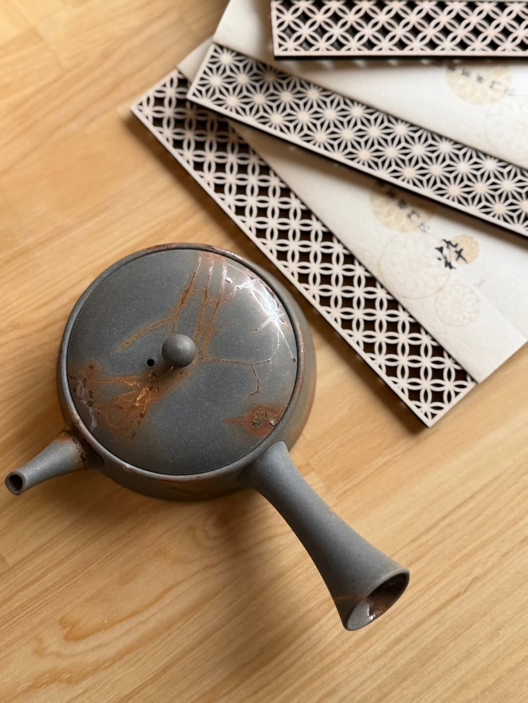 sui: high quality aesthetic product shot