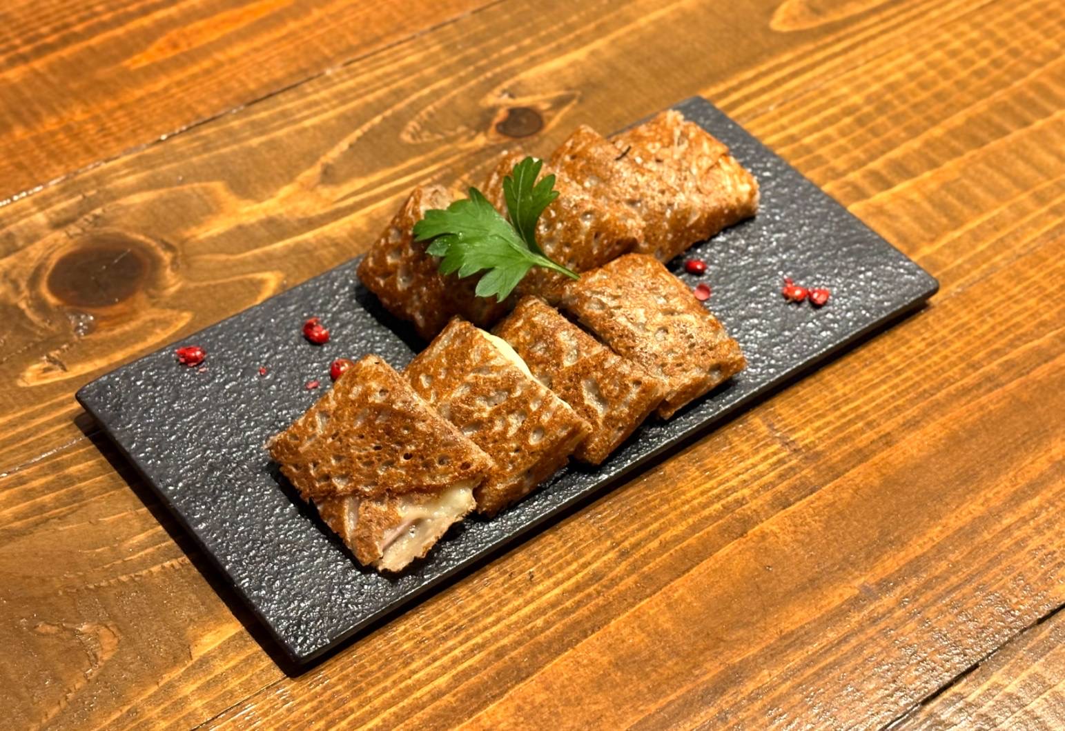 Galette Sakaba Santé: appetizing, high-quality food photography