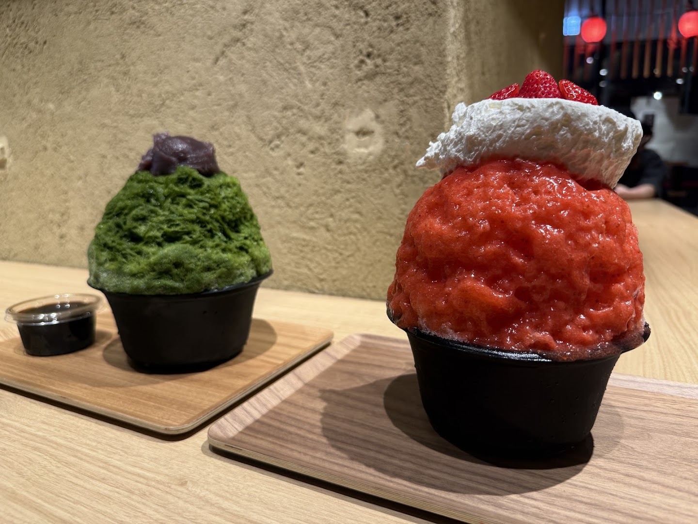 Himitsudō Bay Quarter: appetizing photo of signature desserts