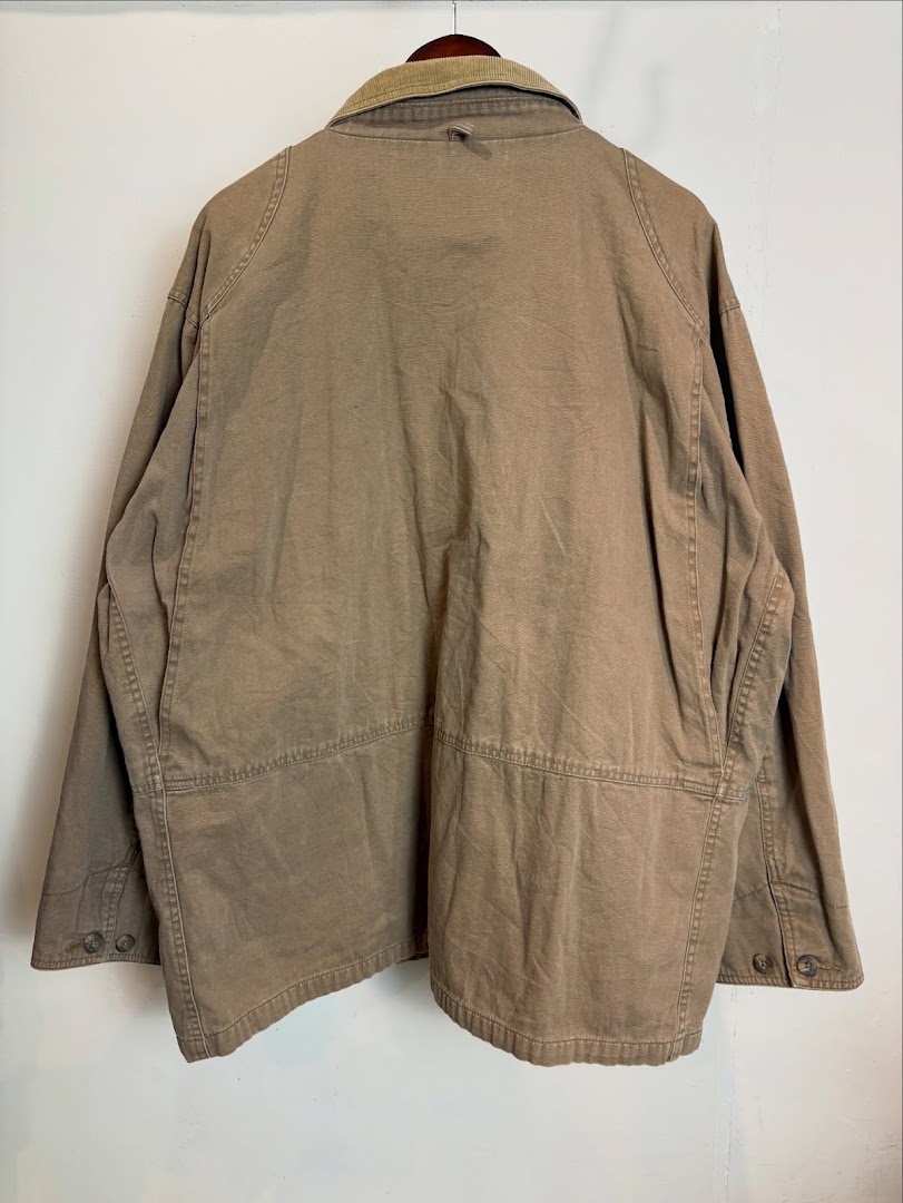 VADICAL: clear product photo of clothing