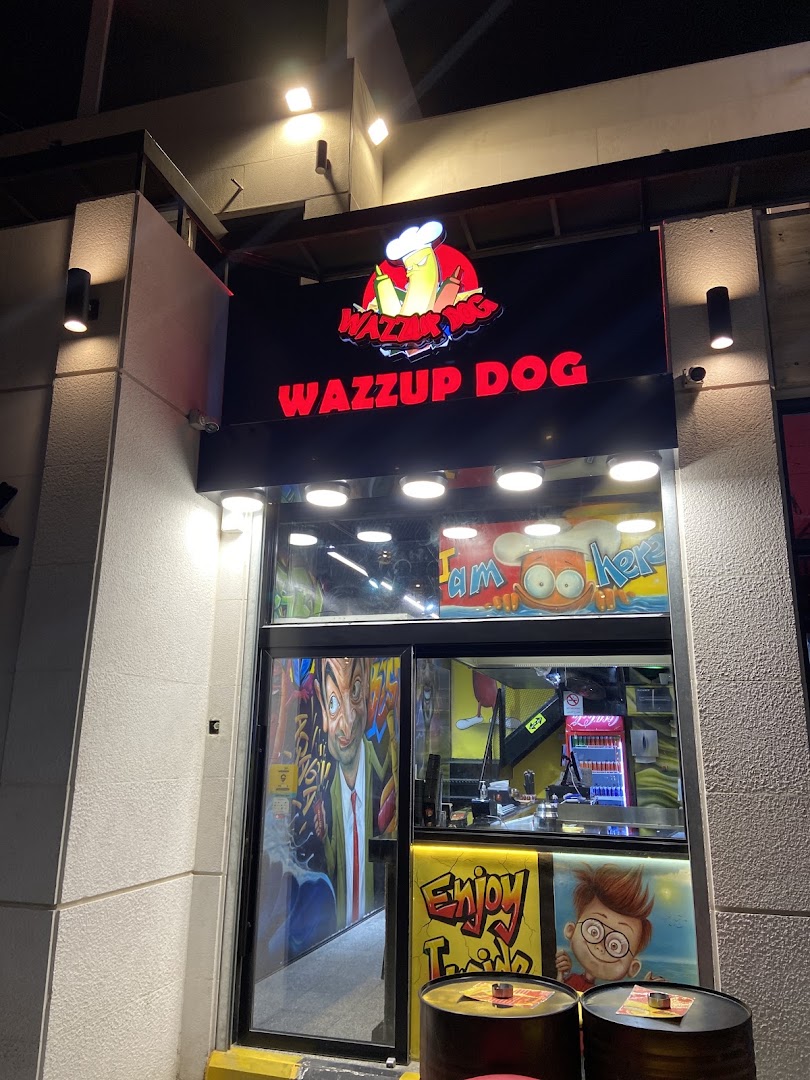 Wazzup Dog Aqaba: clear exterior shot of restaurant