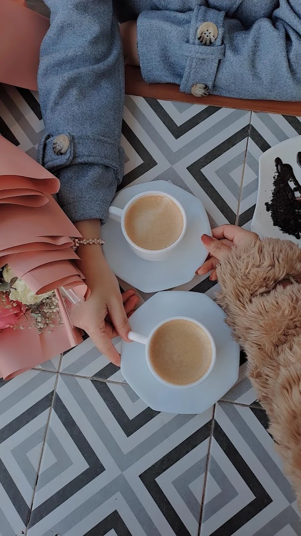 Secret Garden Cafe: aesthetically pleasing cafe atmosphere photo