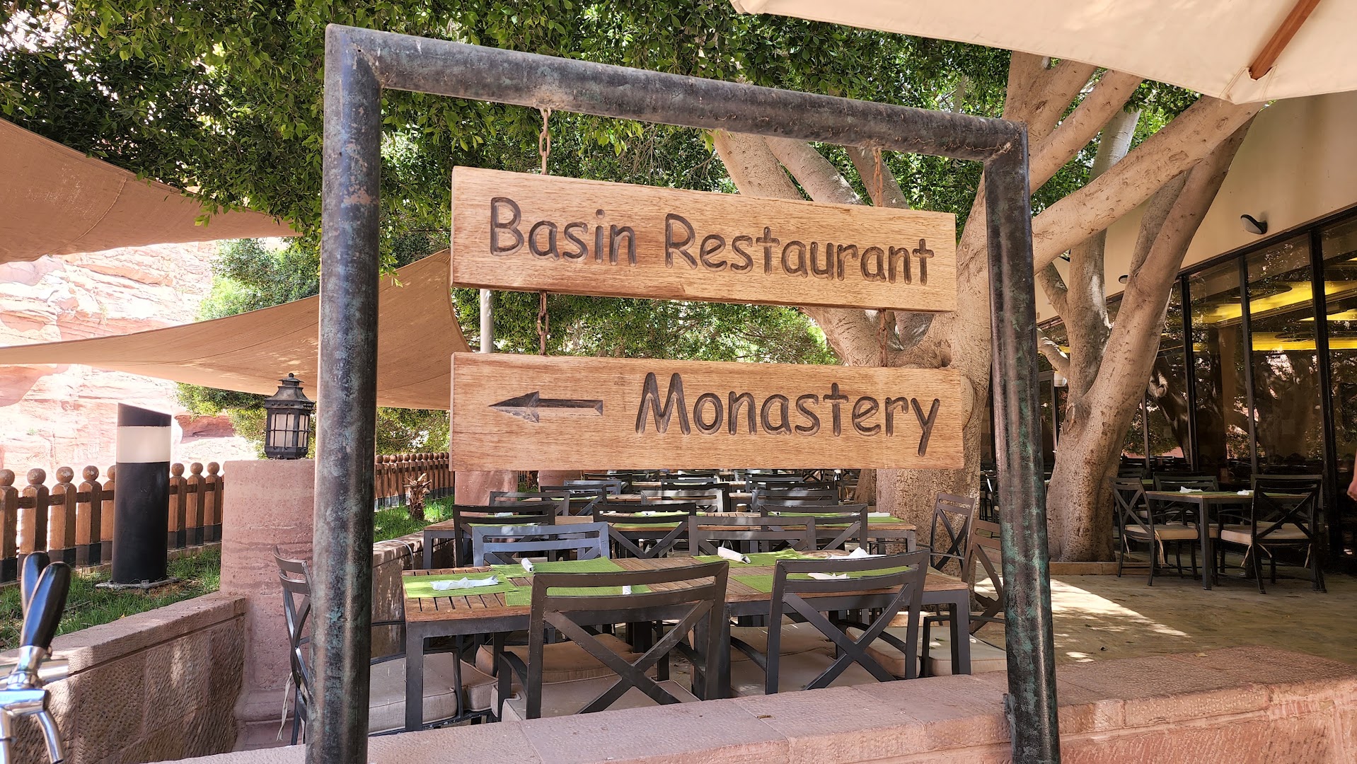 The Basin Restaurant: clear shot of restaurant exterior