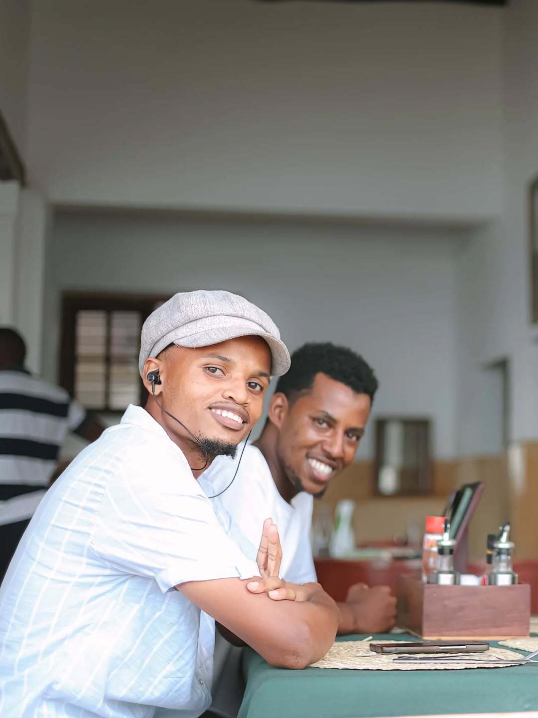 Bahari Coffee: high quality photo of customers