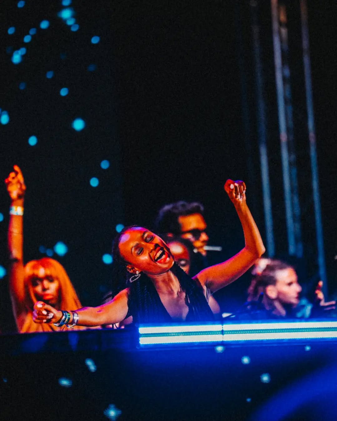 Lost Beach Club: vibrant club atmosphere well