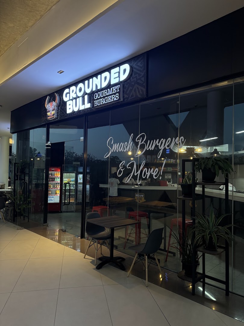 Grounded Bull: clear, professional storefront photo