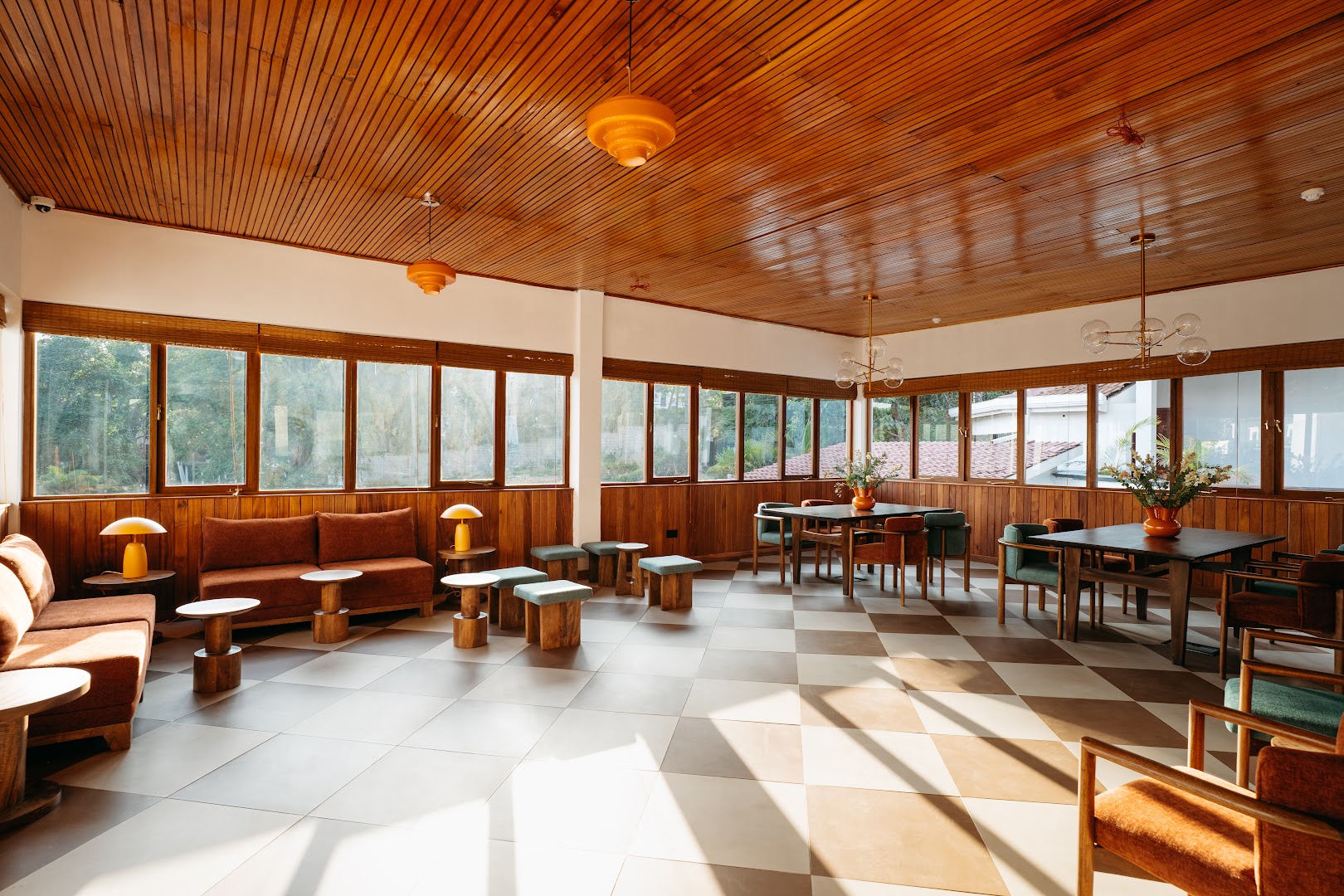 Céline & Lolo: high quality interior atmosphere shot