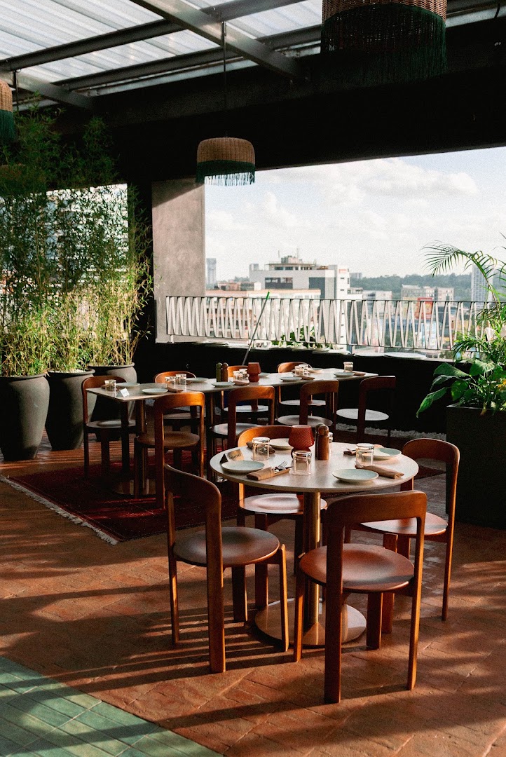 Dijo: attractive, high-quality restaurant interior shot