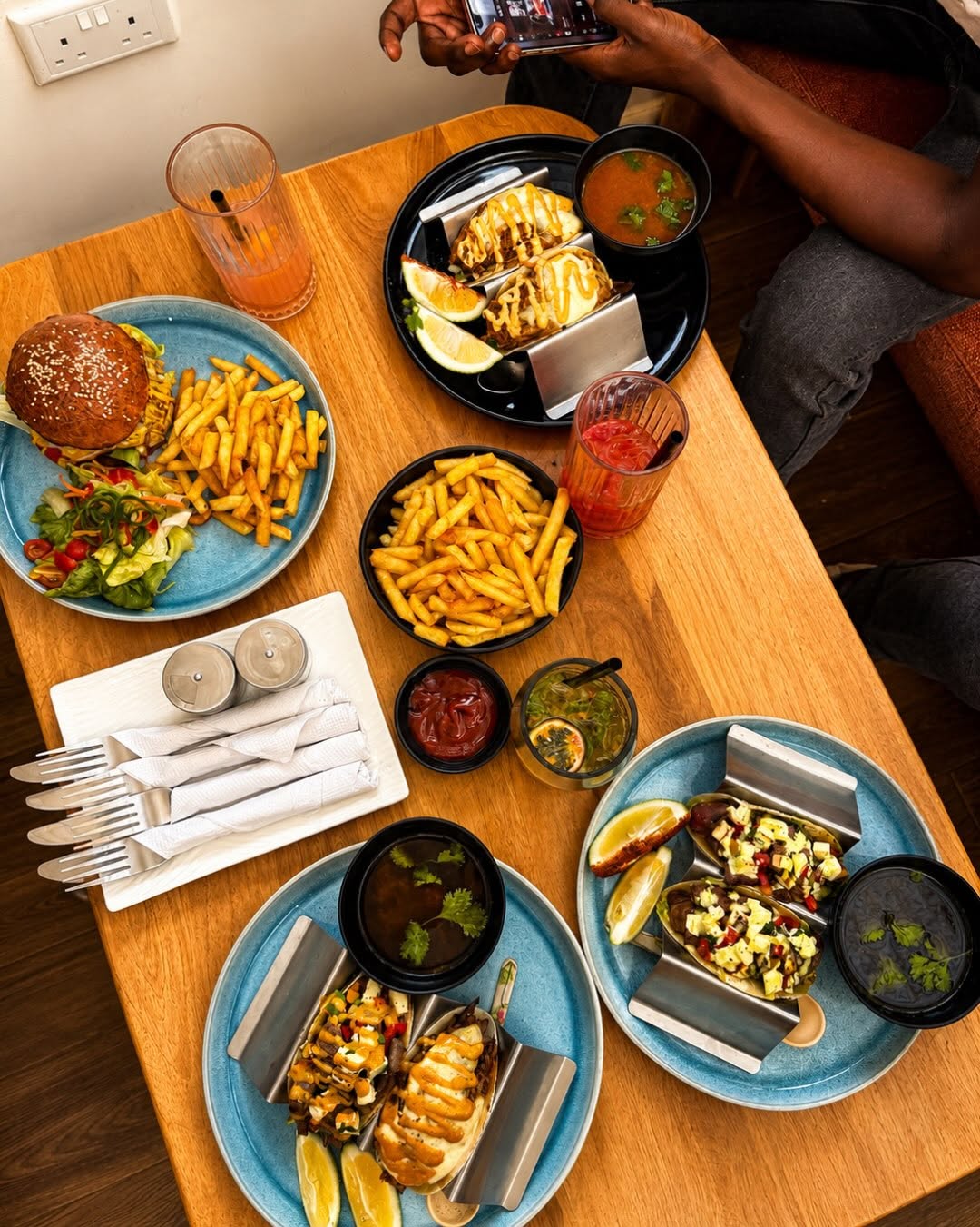 Guacca: appetizing high quality food shot