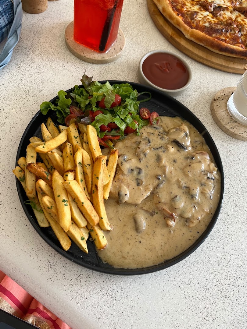 ORA Cafe: appetizing, high-quality food photography