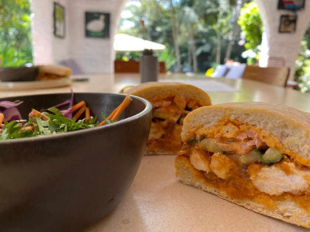 Pickled café & bar: appetizing food in pleasant setting