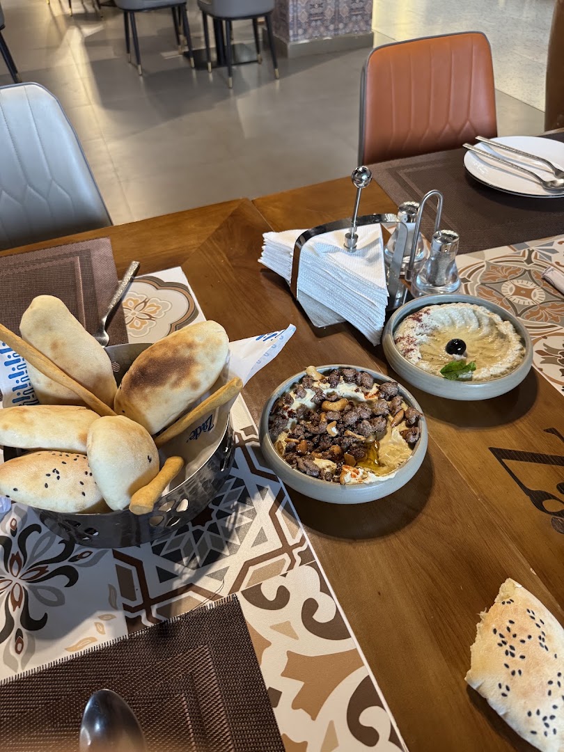 Zade Arabic Kitchen & Bistro: appetizing food presentation and clean presentation