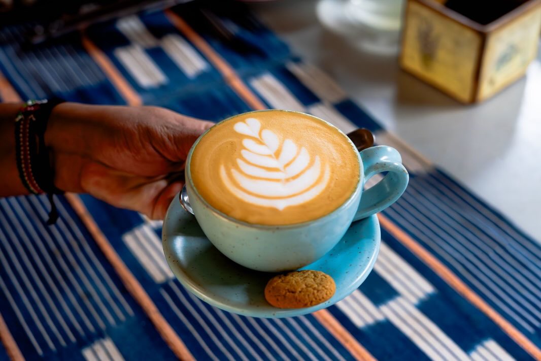 Antonia's Kitchen Grab & Go Cafe: high quality latte art photo