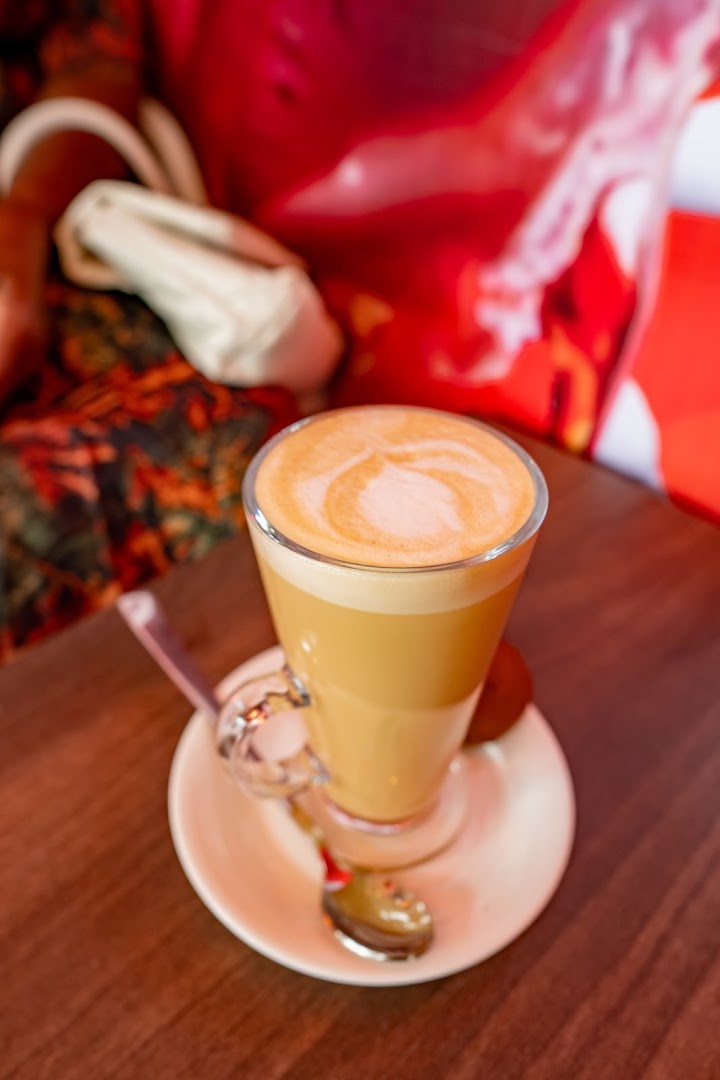 V&V Gelato Icecream: appetizing photo of coffee drink