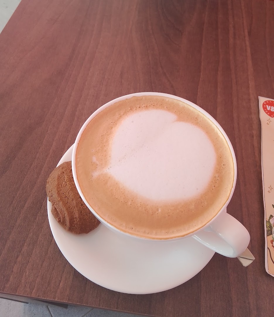 V&V Gelato Icecream: appetizing photo of coffee