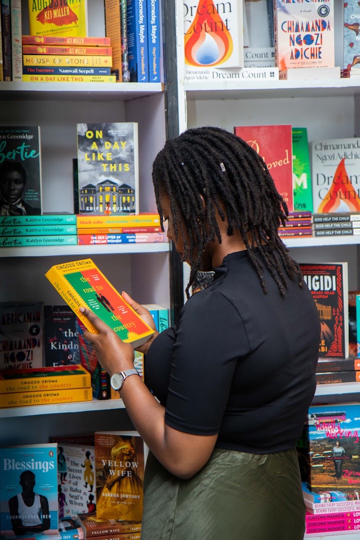 Wine and Spine: Readers' Corner: venue's unique atmosphere