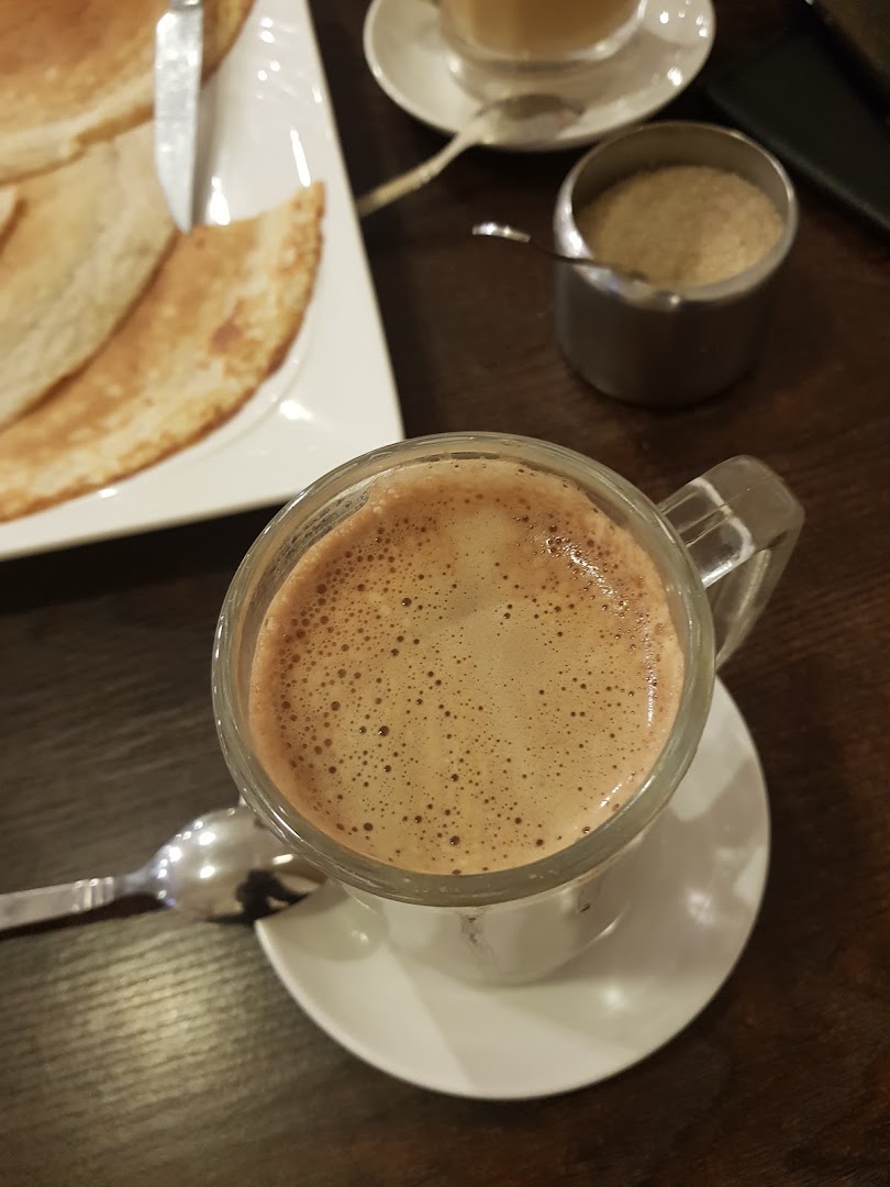 Chill Spot Coffee House: appetizing breakfast food and drink