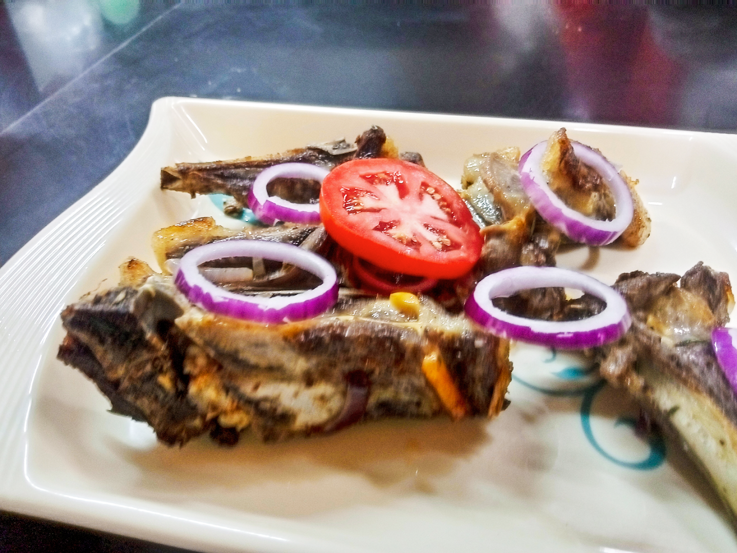 Namaiyana High Table Gardens: appetizing food presentation