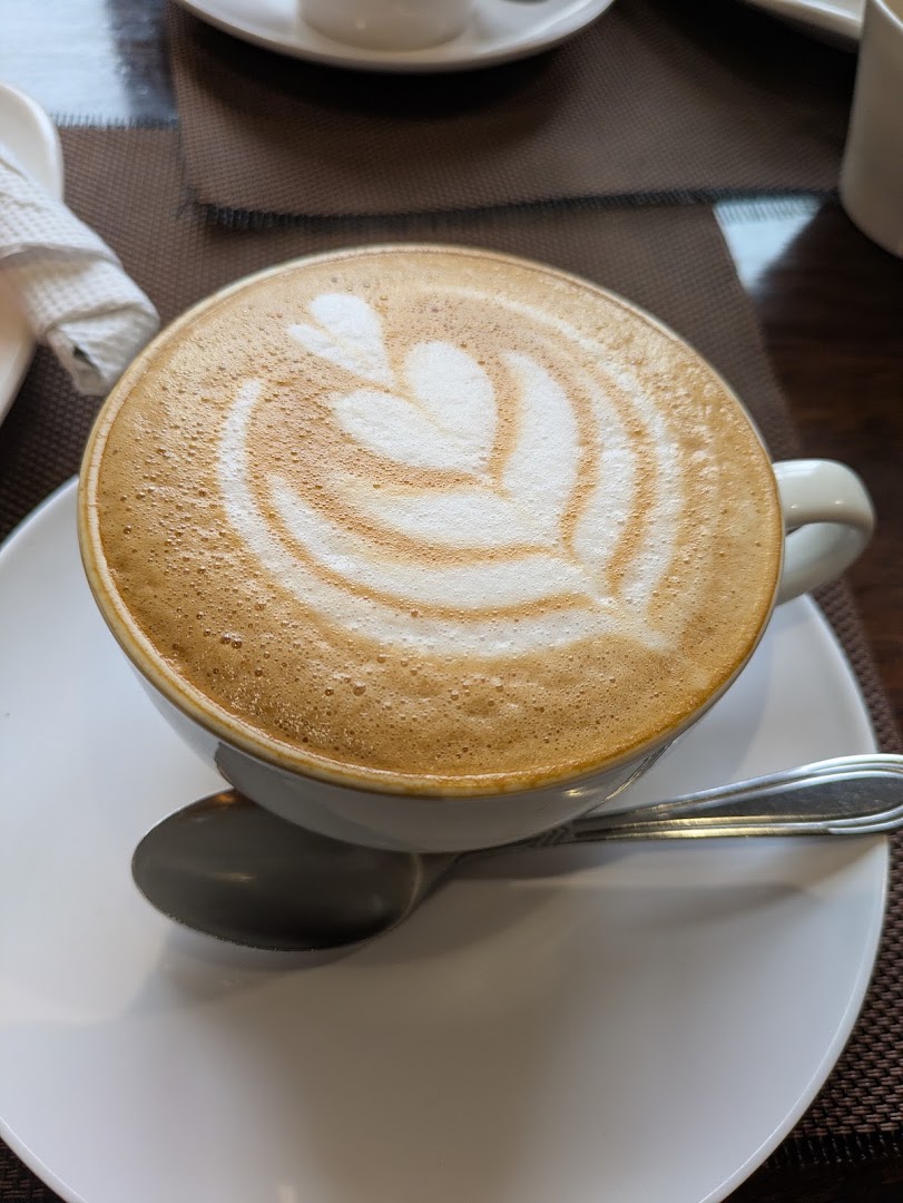 Sahara Coffee House: appealing latte art photo