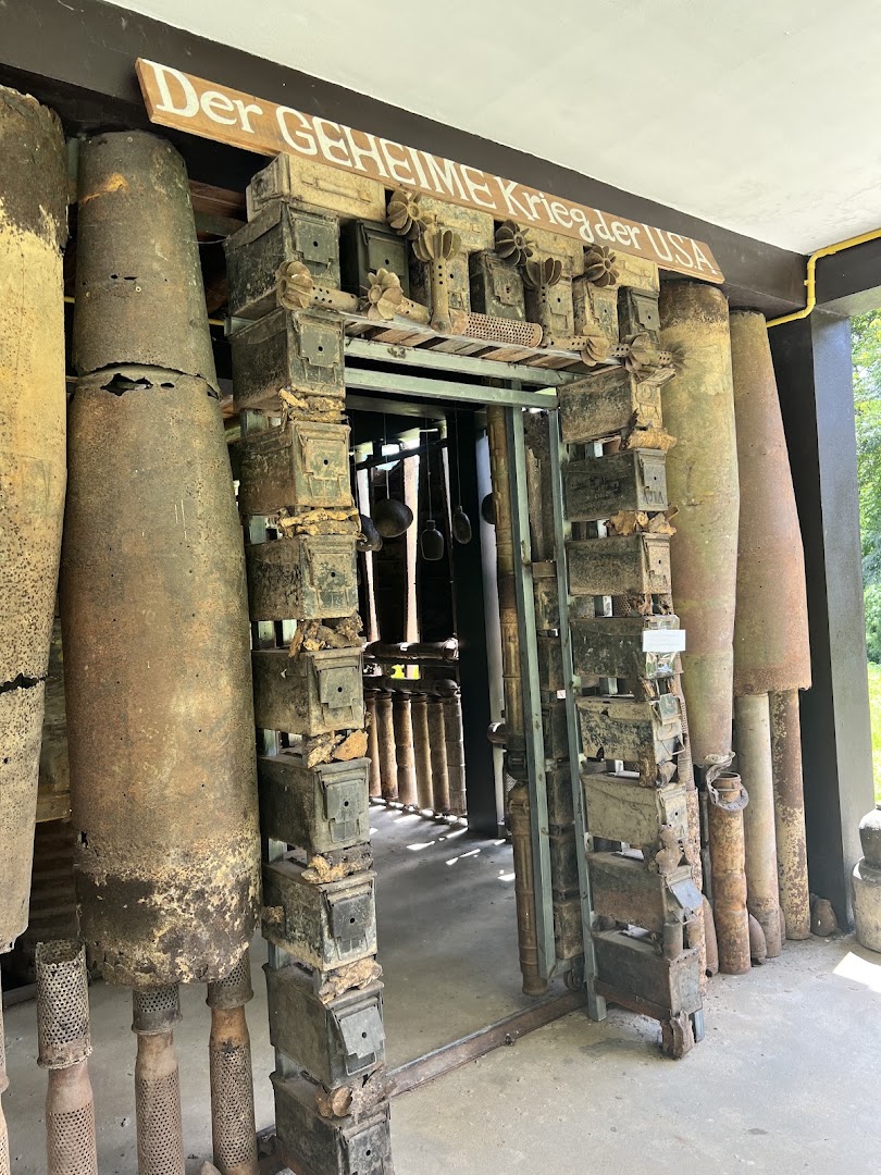 Ban Pha Toke Community Museum and Caves: unique museum exhibition entrance