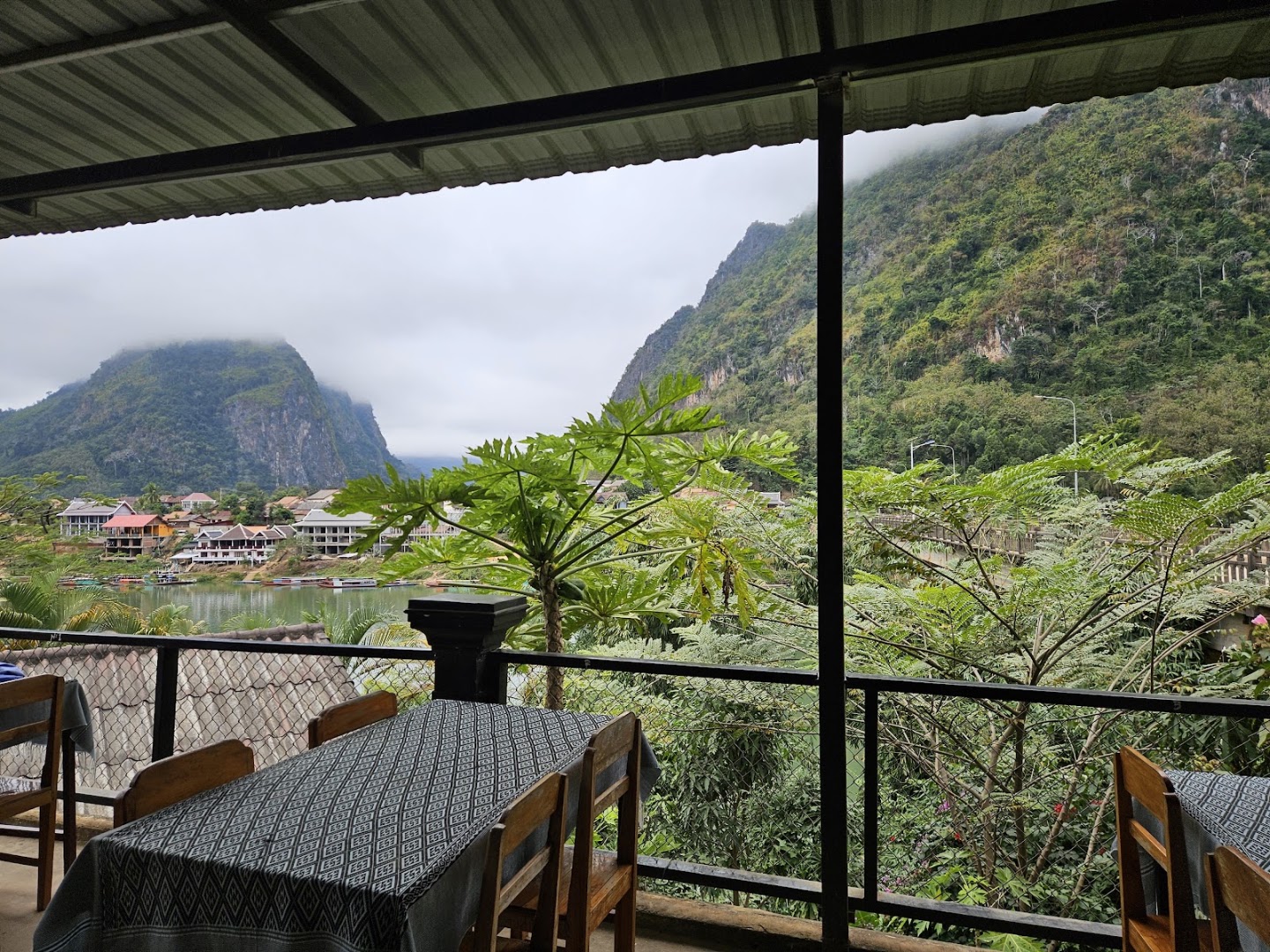 CT Restaurant: beautiful scenic restaurant terrace view