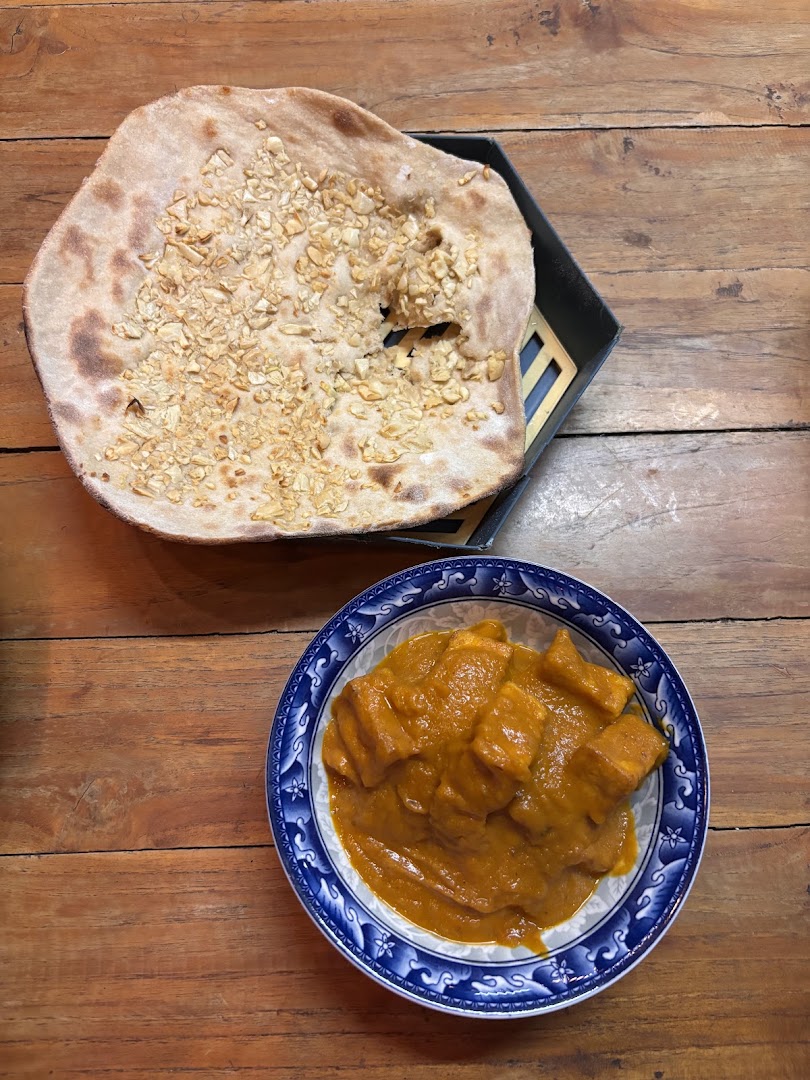 Hasan Indian Restaurant: appetizing photo of restaurant food
