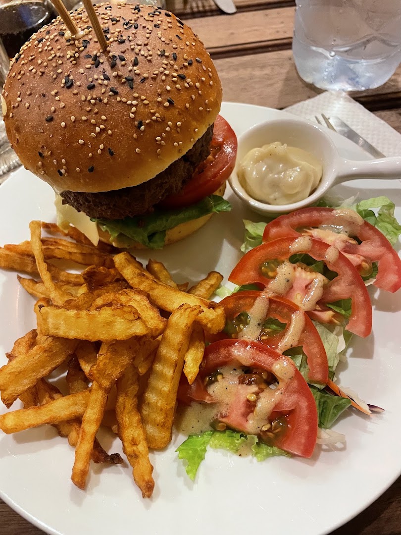 SeSe Wine and Beer: appetizing photo of served food