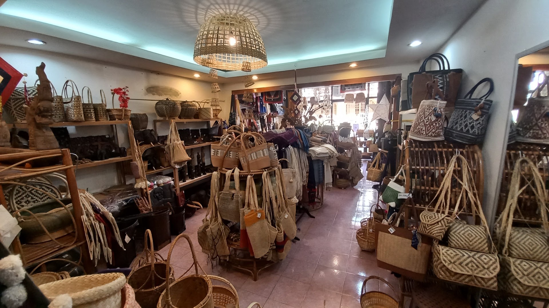 Tam Jai Lao Souvenir: clear shop interior and products
