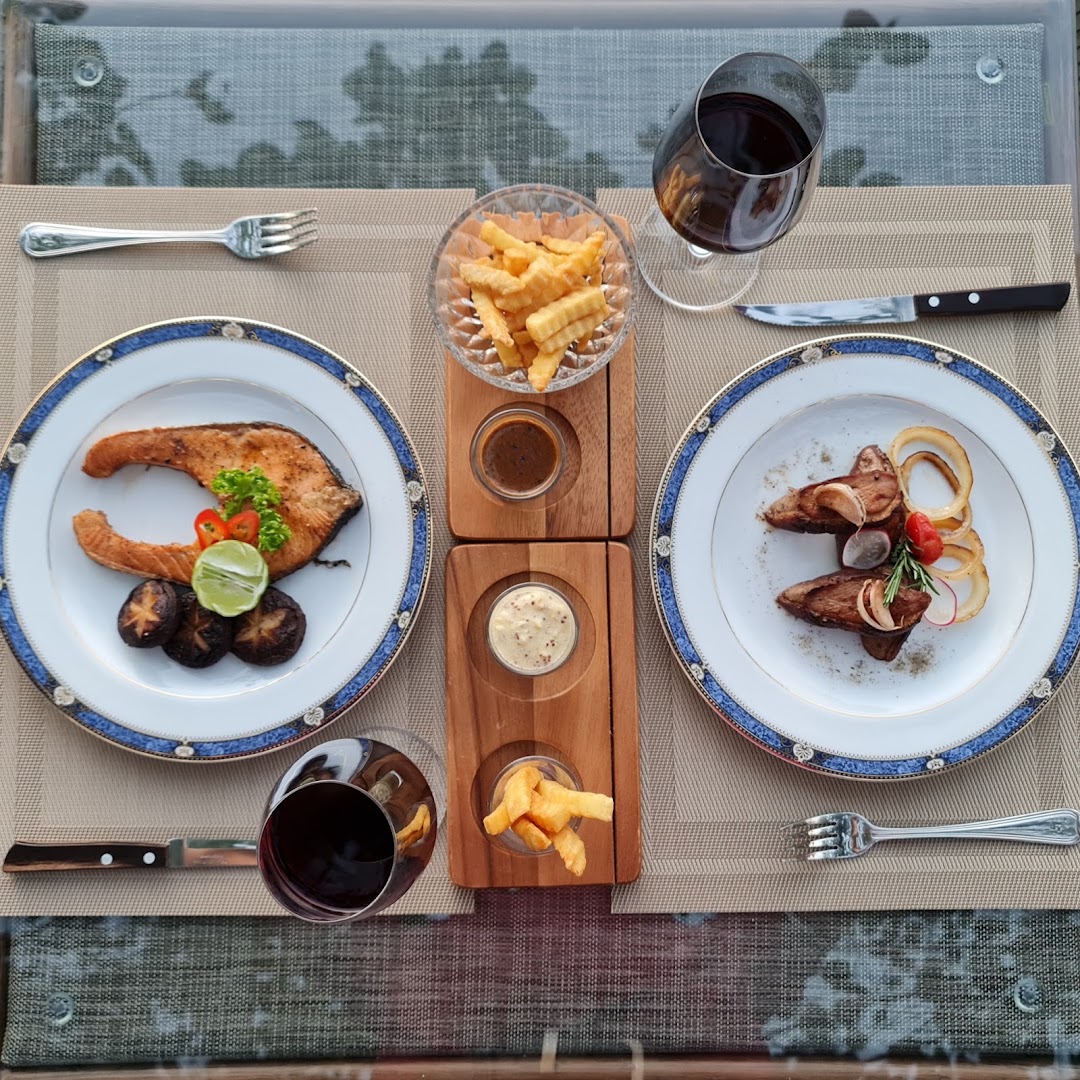 Phubarn Terrace Cafe: high quality food photography