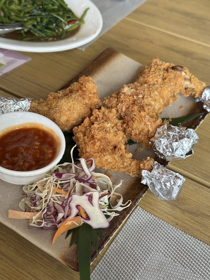Phubarn Terrace Cafe: appetizing, high-quality food photography