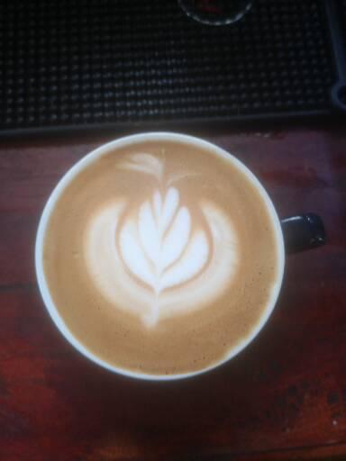 PullMind Cafe: high quality latte art photo