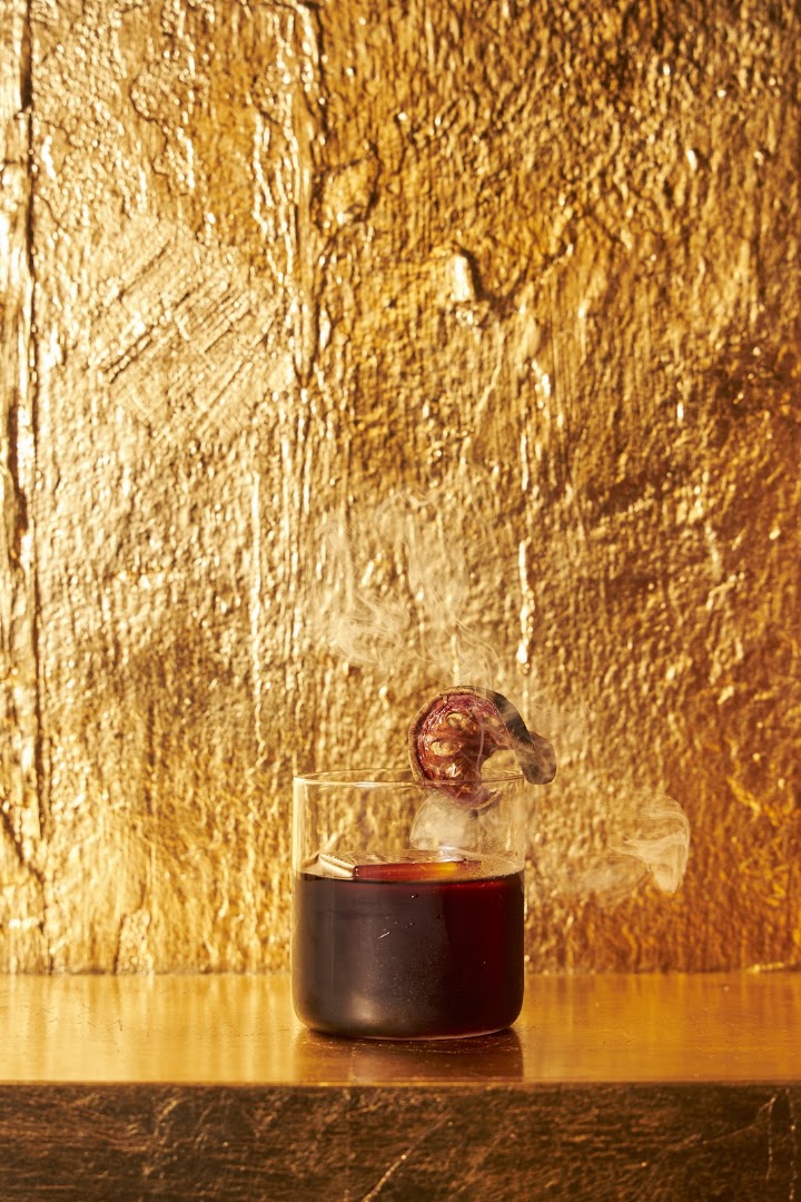 Chada Vientiane: professional, high-quality cocktail photography