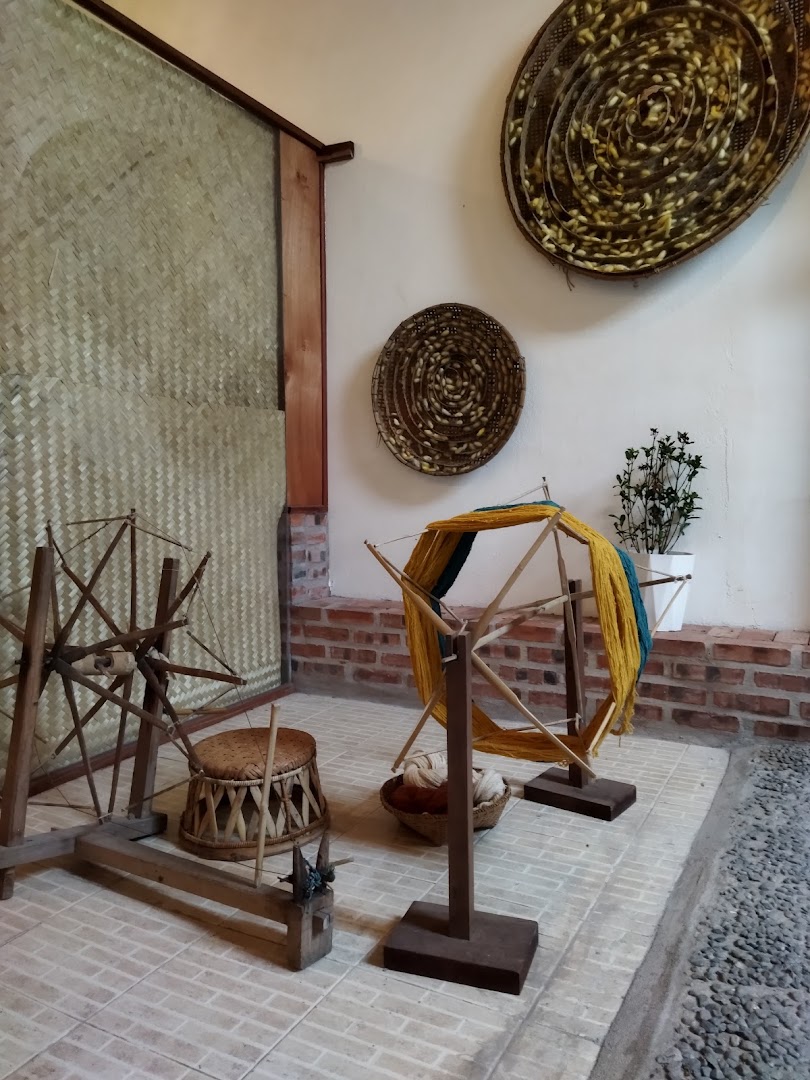 Ock Pop Tok Lifestyle Vientiane: authentic shop display