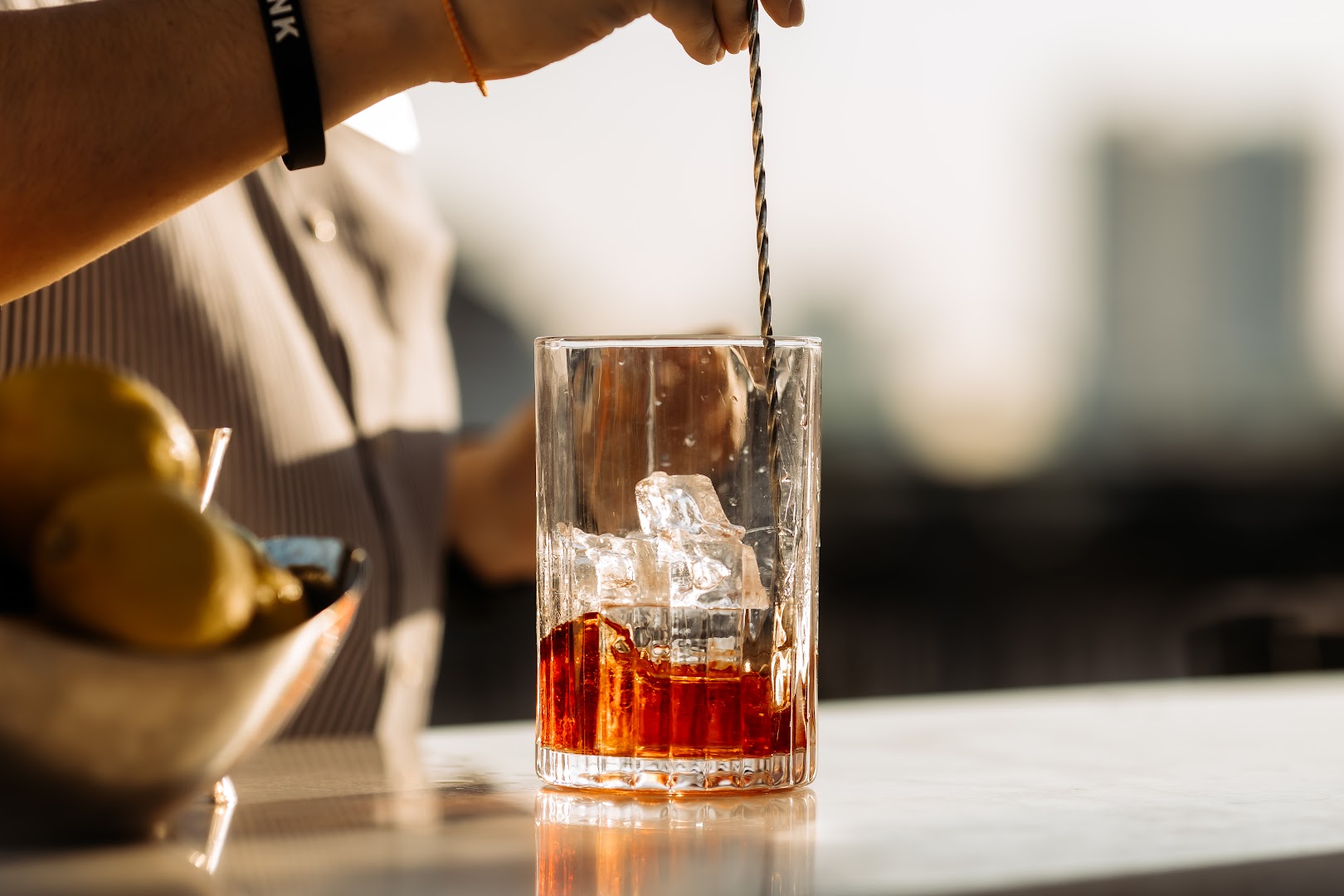 Selene Sky Bar: professional and appealing cocktail preparation