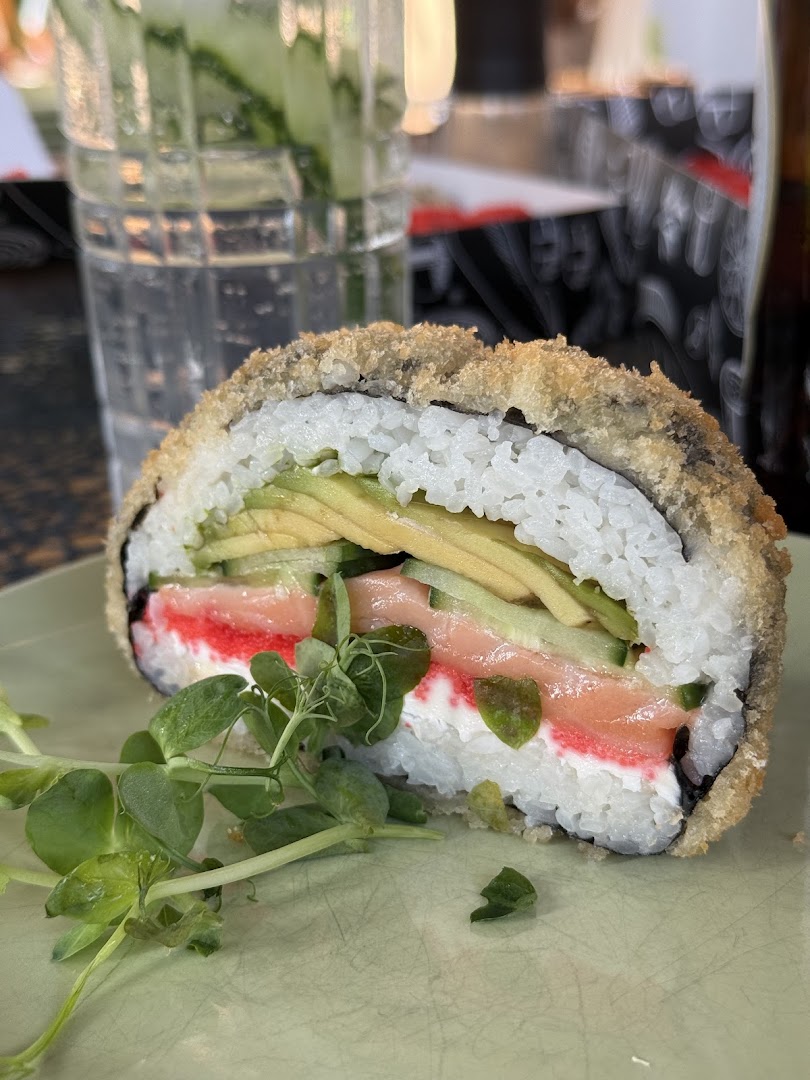 Captain Sushi: appetizing, high-quality food photography