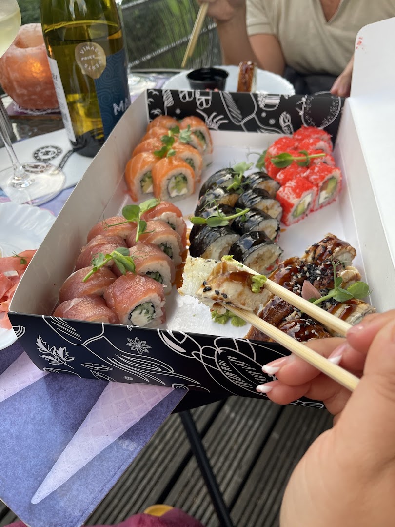 Captain Sushi: appetizing, high-quality food photography