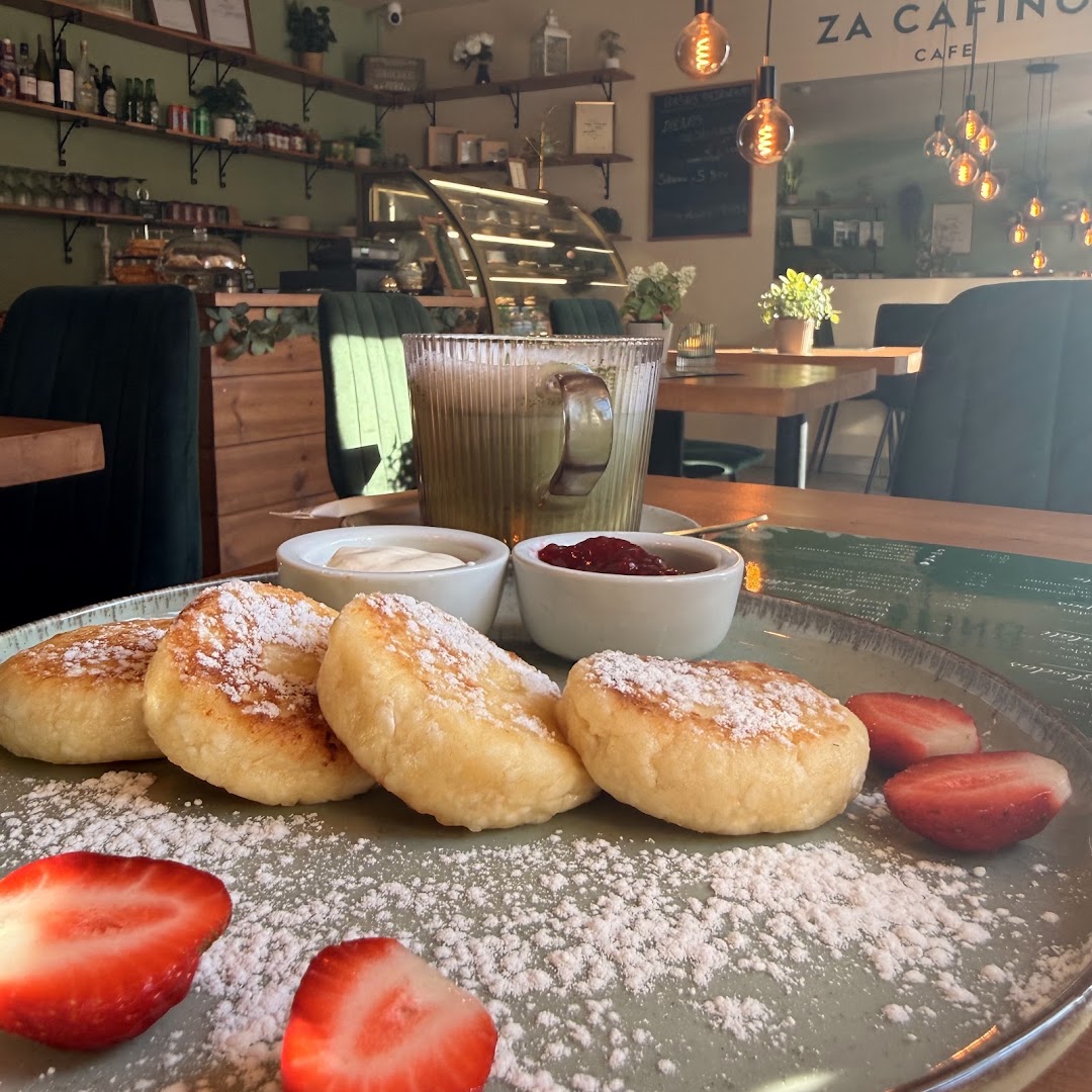 Za Cafino Cafe: appetizing food and inviting atmosphere
