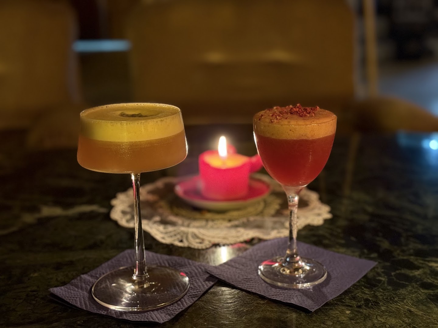 Dirty Hands: appealing, high-quality cocktail photo