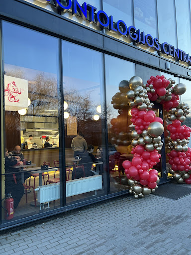 Ponas Mėsainis: clear view of restaurant interior